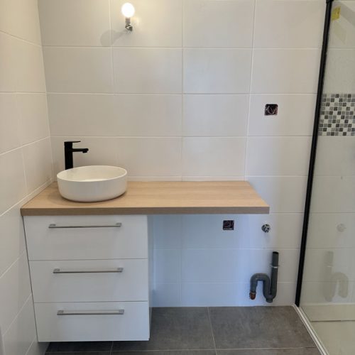 Rénovation salle de bain moderne à Nice